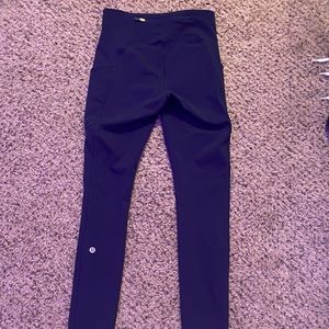 Lululemon leggings with pockets